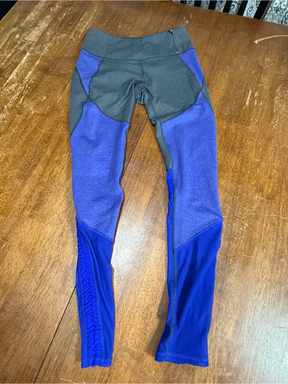 Calla Women’s Small Colorblock Leggings Gray Purple Blue Ruched Ankle Athletic